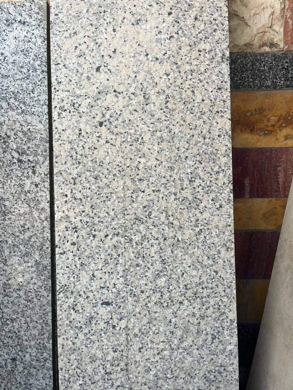 سنگ گرانیت نهبندان پرتقالی
